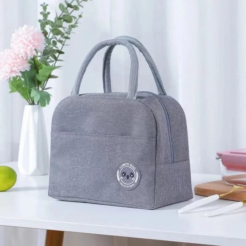 Bolsa Térmica Portátil  para transporte de frios ou quente - Leve seus alimentos favoritos para onde quiser, com praticidade e segurança!