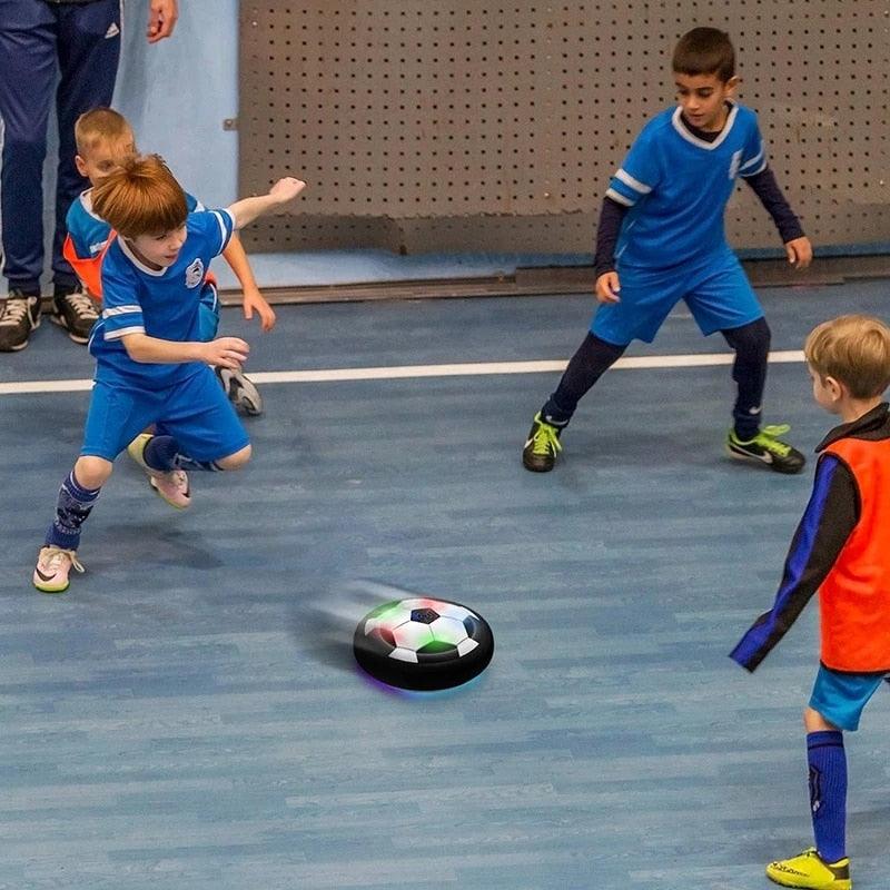 Bola de futebol suspensa para crianças - Diversão garantida para todas as idades!