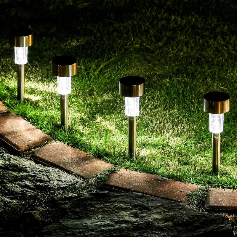 Lâmpada LED Solar À Prova D'água Para Jardim - Um jardim mais bonito e sustentável!