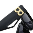 Óculos de sol Fashion feminino estilo quadrado UV 400  - Estilo e proteção em um só olhar!