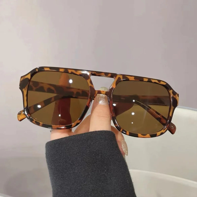 Óculos de sol quadrado  grande moda feminina  UV 400 - Estilo e proteção para seus olhos, em qualquer momento!